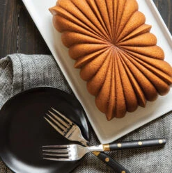 Nordic Ware Classic Fluted Loaf Bakvorm -Keukenartikelen Serie Winkel 515966 01 4 EnvironmentImage a3e077632f